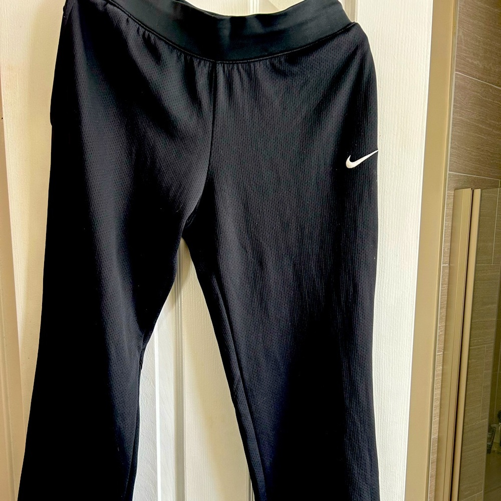 Nike women’s wide leg comfy lounge around or workout pants.